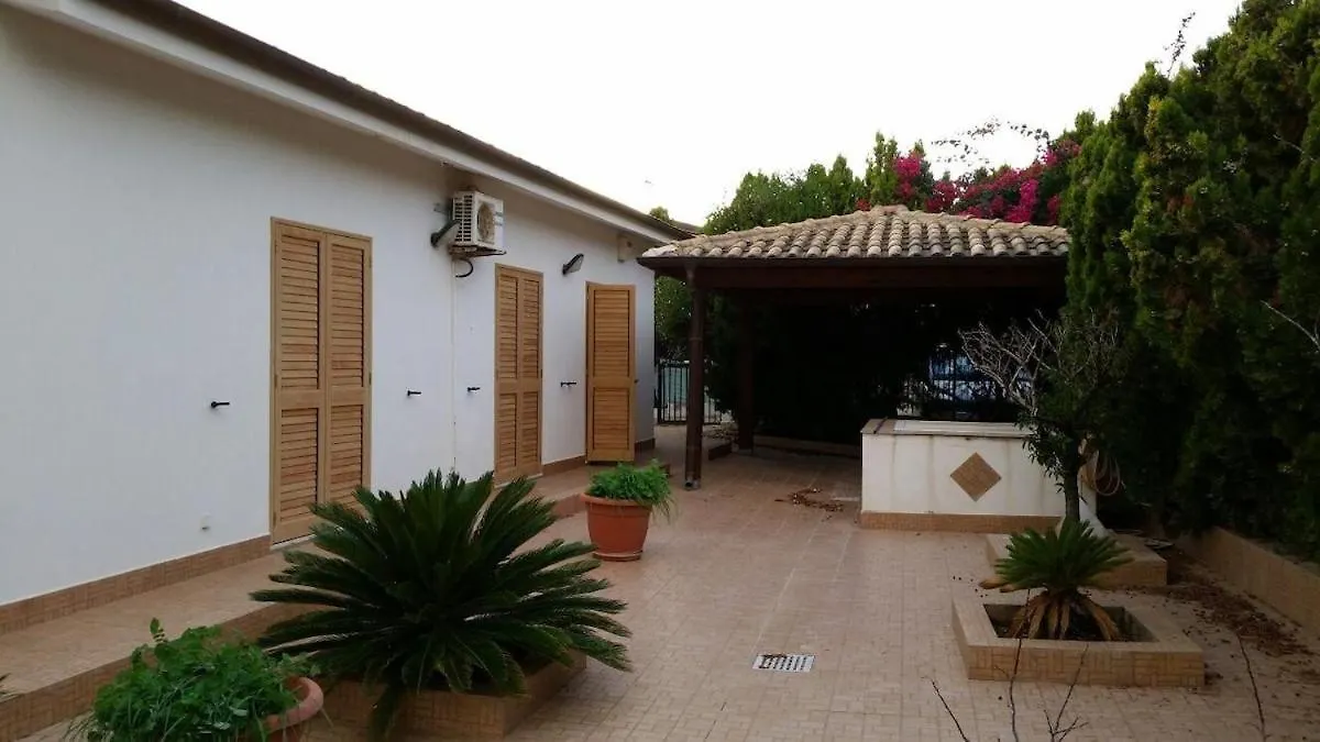 Townhouse In A Quiet Private Residence Porto Empedocle